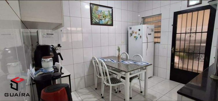 Foto 12 do(a) Casa de 3 quartos à venda em Vila Palmares, Santo André