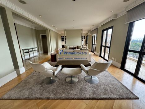 Foto 2 do(a) Apartamento de 4 quartos para alugar em Moema, São Paulo