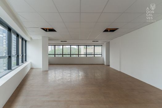 Foto 5 do(a) Sala / Conjunto Comercial false à venda em Água Verde, Curitiba