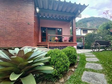Foto 3 do(a) Casa em Condomínio de 5 quartos à venda em Granja Guarani, Teresópolis