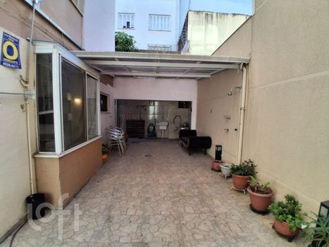 Foto 20 do(a) Apartamento de 2 quartos à venda em Petrópolis, Porto Alegre