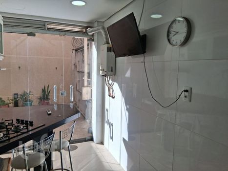 Foto 13 do(a) Apartamento de 2 quartos à venda em Petrópolis, Porto Alegre