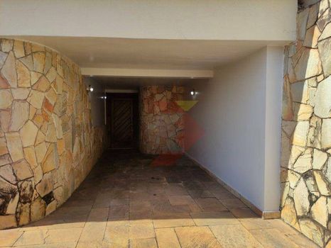 Foto 12 do(a) Casa de 5 quartos à venda em Setor Coimbra, Goiânia
