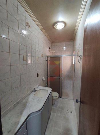 Foto 19 do(a) Casa de 5 quartos à venda em Setor Coimbra, Goiânia