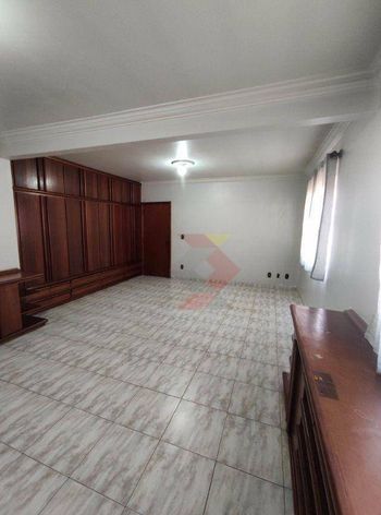 Foto 46 do(a) Casa de 5 quartos à venda em Setor Coimbra, Goiânia