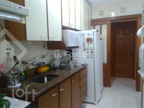 Foto 17 do(a) Apartamento de 3 quartos à venda em Cristal, Porto Alegre
