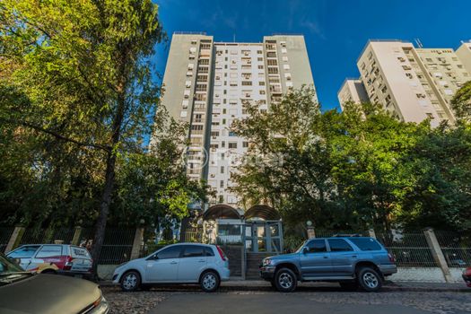 Foto 23 do(a) Apartamento de 3 quartos à venda em Cristal, Porto Alegre