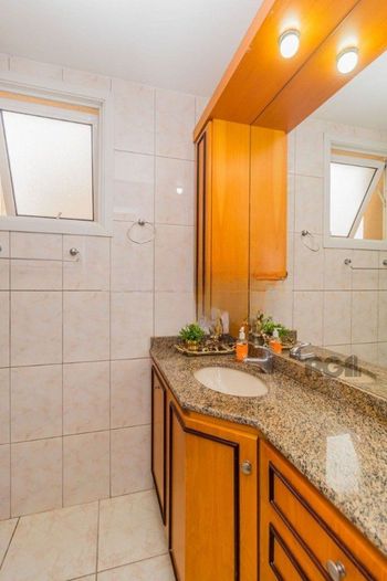 Foto 9 do(a) Flat de 3 quartos à venda em Chácara das Pedras, Porto Alegre
