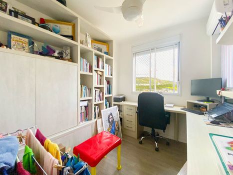 Foto 14 do(a) Flat de 3 quartos à venda em Jardim Itu, Porto Alegre