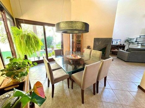 Foto 3 do(a) Casa em Condomínio de 5 quartos à venda em Ponta das Canas, Florianópolis