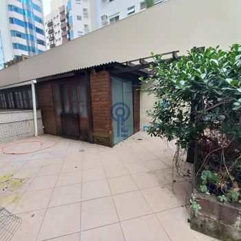 Foto 17 do(a) Apartamento de 3 quartos para alugar em Centro, Florianópolis