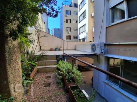 Foto 26 do(a) Apartamento de 2 quartos à venda em Petrópolis, Porto Alegre
