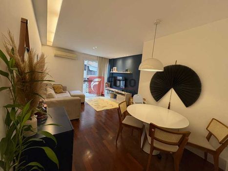 Foto 3 do(a) Apartamento de 2 quartos à venda em Humaitá, Rio de Janeiro