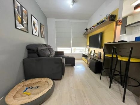 Foto 4 do(a) Apartamento de 2 quartos à venda em Santo Antônio, Porto Alegre