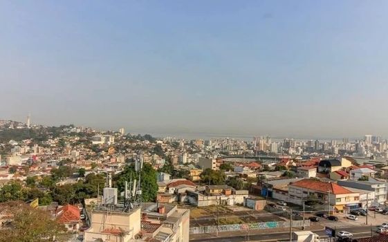 Foto 18 do(a) Apartamento de 2 quartos à venda em Santo Antônio, Porto Alegre