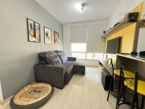 Foto 1 do(a) Apartamento de 2 quartos à venda em Santo Antônio, Porto Alegre