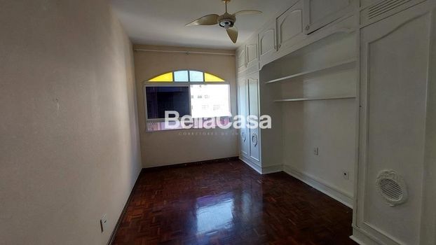 Foto 5 do(a) Apartamento de 2 quartos à venda em Centro, Guarapari