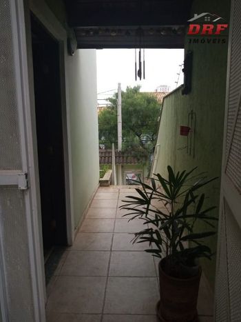 Foto 22 do(a) Casa de 3 quartos para alugar em Parque Renato Maia, Guarulhos
