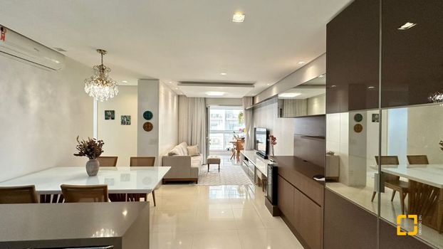 Foto 4 do(a) Apartamento de 3 quartos à venda em Córrego Grande, Florianópolis