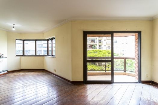 Foto 2 do(a) Apartamento de 3 quartos à venda em Jardim Paulista, São Paulo