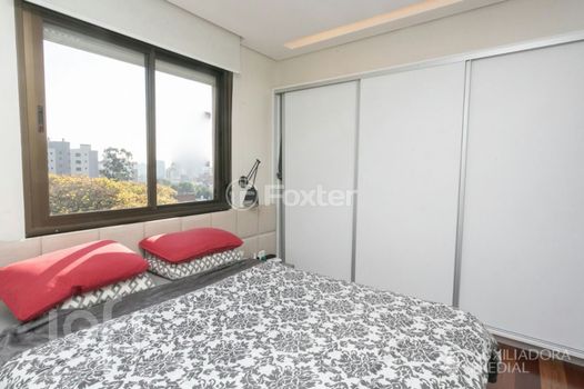Foto 18 do(a) Apartamento de 3 quartos à venda em Auxiliadora, Porto Alegre