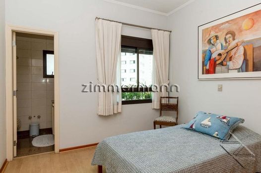 Foto 15 do(a) Apartamento de 4 quartos à venda em Indianópolis, São Paulo