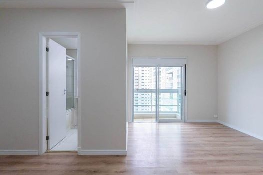 Foto 3 do(a) Apartamento de 4 quartos à venda em Parque do Morumbi, São Paulo