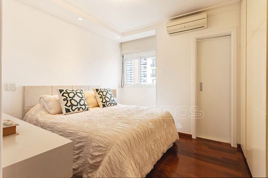 Foto 33 do(a) Loft de 4 quartos à venda em Alto de Pinheiros, São Paulo