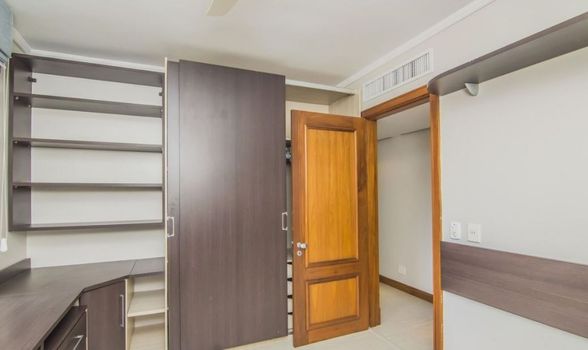 Foto 17 do(a) Apartamento de 3 quartos à venda em Bela Vista, Porto Alegre