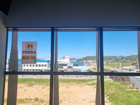 Foto 7 do(a) Sala / Conjunto Comercial false à venda em Campeche, Florianópolis