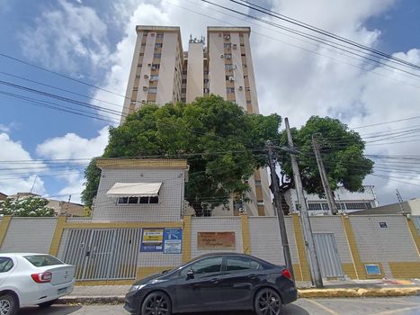 Foto 1 do(a) Apartamento de 3 quartos à venda em Farias Brito, Fortaleza