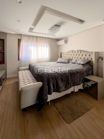 Foto 18 do(a) Casa em Condomínio de 4 quartos à venda em Vila Conceição, Porto Alegre