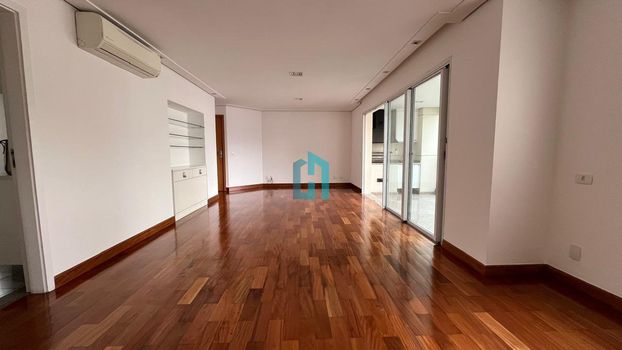 Foto 5 do(a) Apartamento de 3 quartos para alugar em Indianópolis, São Paulo