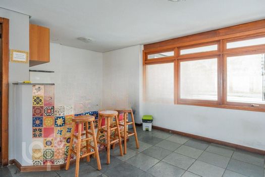 Foto 23 do(a) Apartamento de 2 quartos à venda em Menino Deus, Porto Alegre