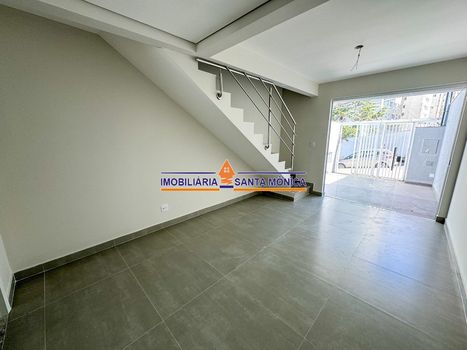 Foto 2 do(a) Casa de 2 quartos à venda em Planalto, Belo Horizonte