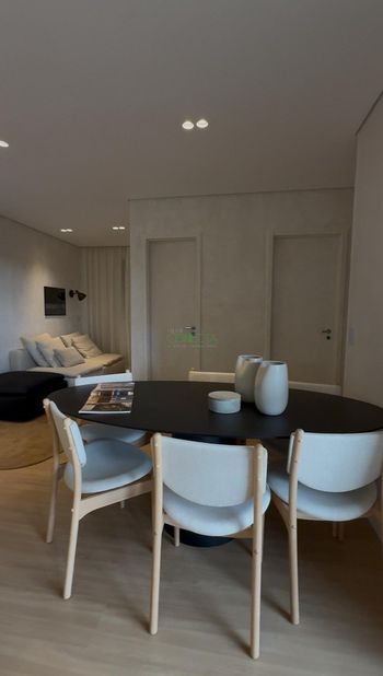 Foto 4 do(a) Apartamento de 2 quartos à venda em Aurora, Londrina