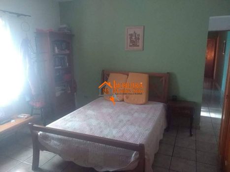 Foto 13 do(a) Casa de 3 quartos à venda em Vila São Rafael, Guarulhos