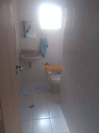 Foto 18 do(a) Casa de 3 quartos à venda em Vila São Rafael, Guarulhos