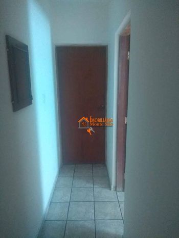 Foto 10 do(a) Casa de 3 quartos à venda em Vila São Rafael, Guarulhos