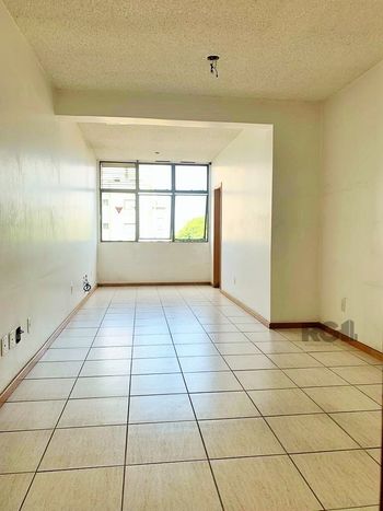 Foto 12 do(a) Sala / Conjunto Comercial false à venda em São Geraldo, Porto Alegre
