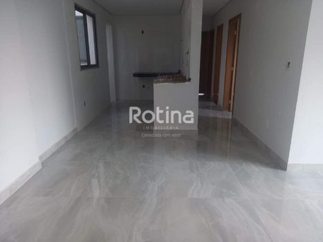 Foto 5 do(a) Cobertura de 3 quartos à venda em Santa Mônica, Uberlândia