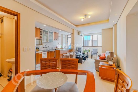 Foto 3 do(a) Apartamento de 2 quartos à venda em Cidade Baixa, Porto Alegre