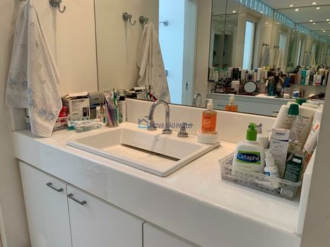 Foto 26 do(a) Apartamento de 2 quartos à venda em Jardim Europa, São Paulo