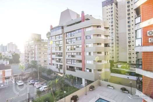 Foto 23 do(a) Apartamento de 3 quartos à venda em Menino Deus, Porto Alegre