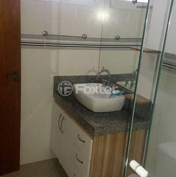 Foto 17 do(a) Apartamento de 2 quartos à venda em Santo Antônio, Porto Alegre