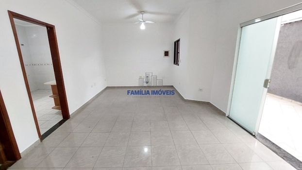 Foto 2 do(a) Casa de 3 quartos à venda em Vila Valença, São Vicente