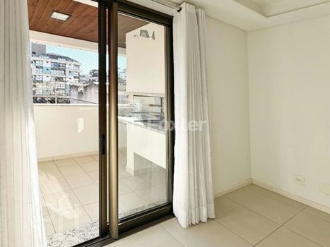 Foto 4 do(a) Apartamento de 2 quartos à venda em Centro, Florianópolis
