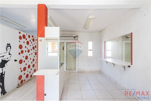 Foto 5 do(a) Casa de 4 quartos à venda em Vila Vicente Macedo, Piraquara