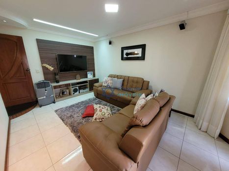 Foto 2 do(a) Casa de 5 quartos à venda em Araçás, Vila Velha