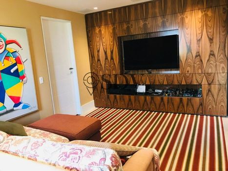 Foto 8 do(a) Apartamento de 4 quartos à venda em Santo Amaro, São Paulo